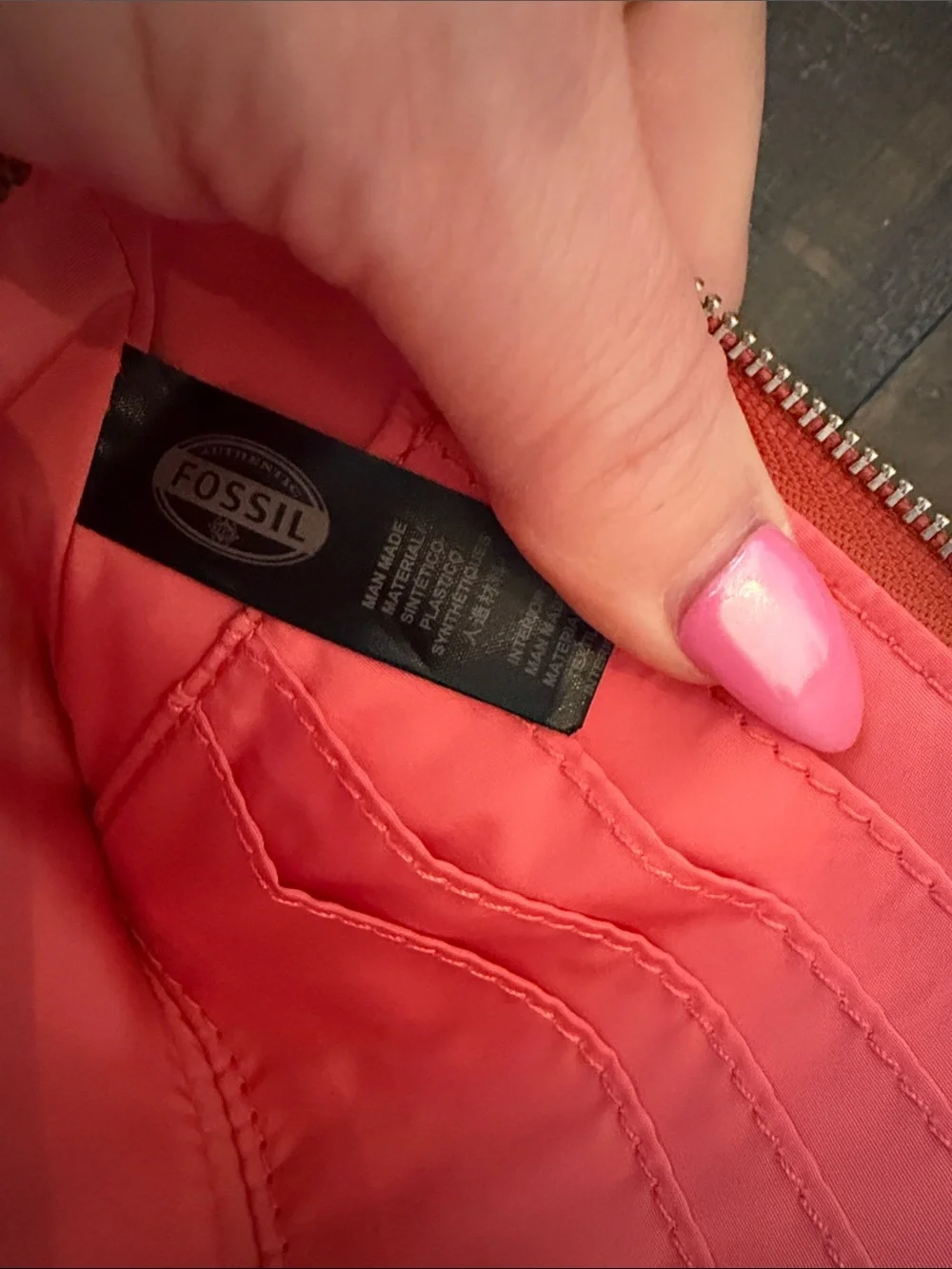 Fossil wristlet horizontal